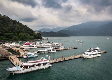 Oil Painting Sun Moon Lake