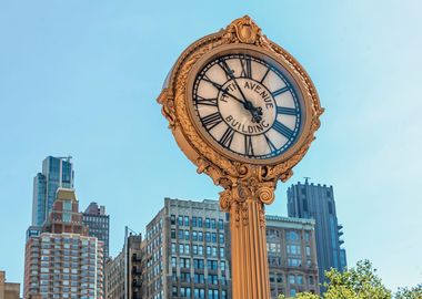 Fifth Avenue Clock