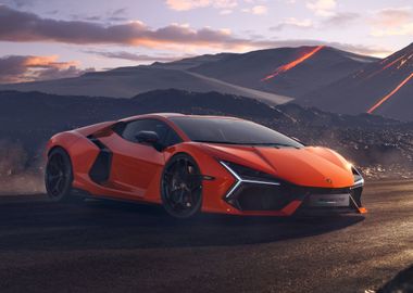 New Lamborghini Revuelto