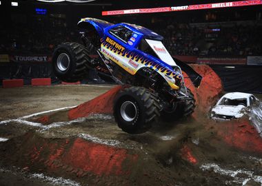 Monster truck 13