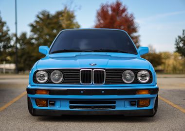 Blue BMW E30 Front