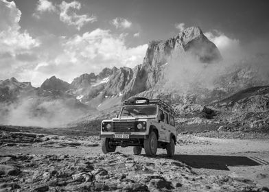 Blacknwhite-preview-3