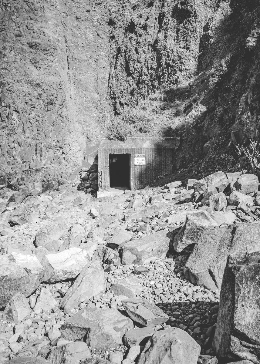 'Tunnel Beach Oregon Coast' Poster by anthony Londer Displate